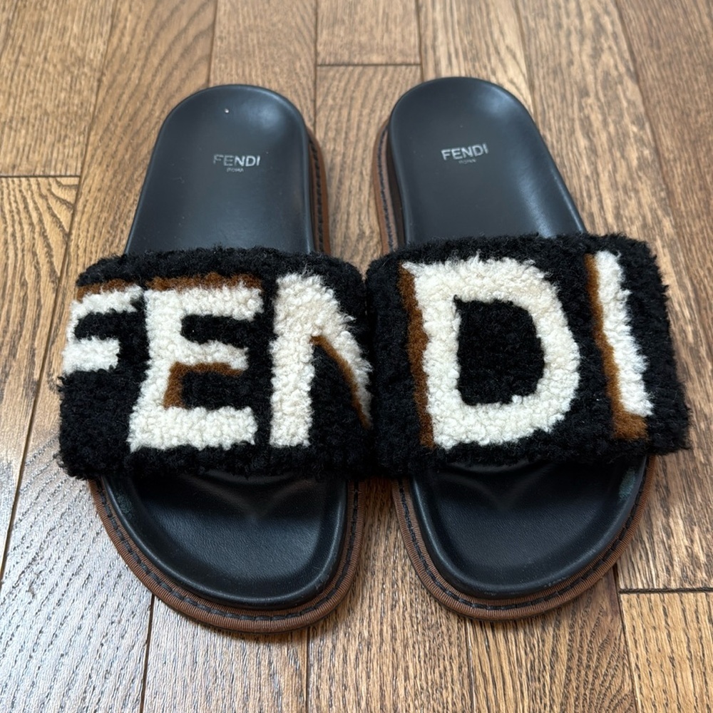 Fendi Shearling logo slides